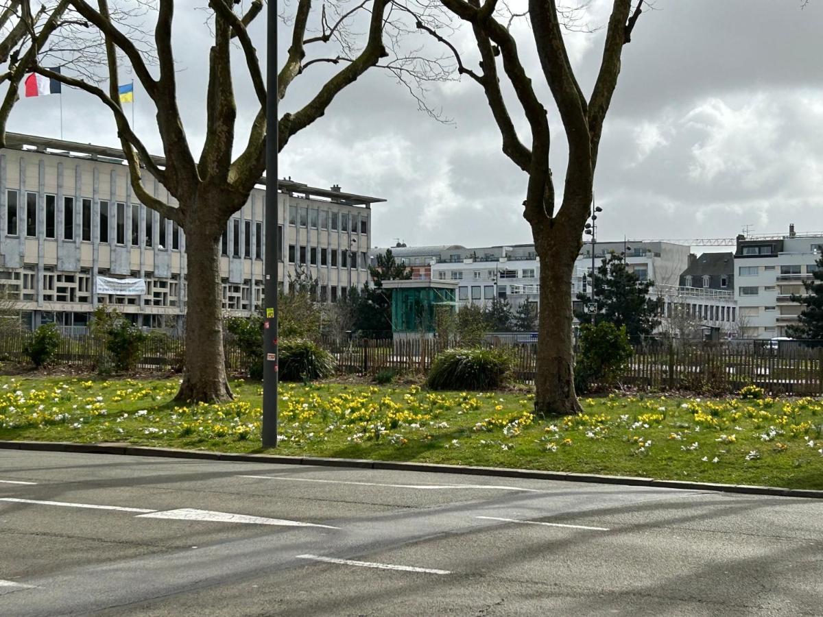 Grand Appartement, 3 Chambres, Centre De Dieppe Esterno foto